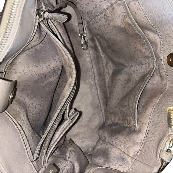 Michael Kors Beige Gray Tote Bag with many pockets - Picture 16 of 16